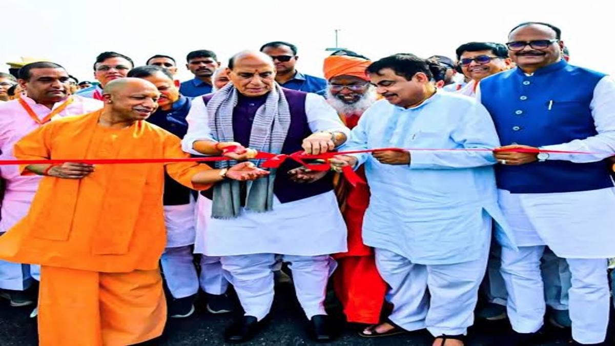 लखनऊ-कानपुर एक्सप्रेसवे: उद्घाटन के 13 दिन बाद धंसा हिस्सा, ₹4,200 करोड़ की परियोजना पर उठे सवाल